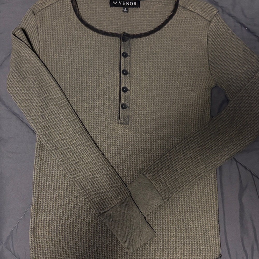 VENOR Women’s Olive Green Thermal Henley Sweater